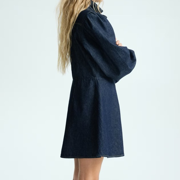 Tie detail denim dress H&M Brand new with tags! Size Large. - Picture 6 of 7